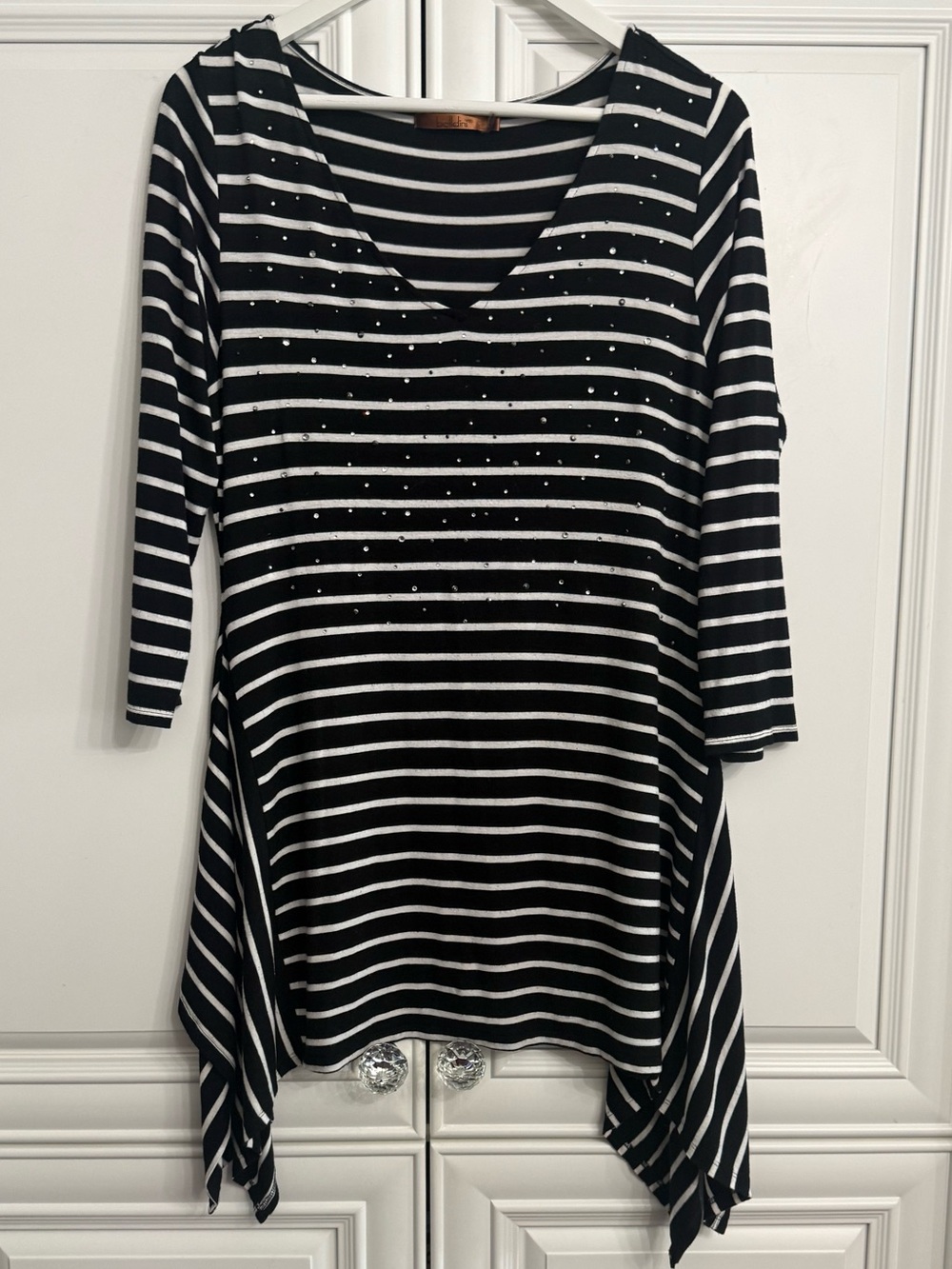 Belldini Striped Rhinestone Hanky/Asymmetric Hem Tunic Top Black White Size L